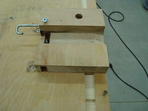 Piano key top notch cutting jig